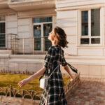 pic depicts a woman walking as a natural remedy for stress and anxiety