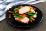 grilled chicken with steamed veg is a great candida diet meal idea